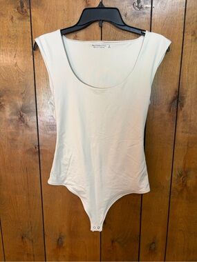 Abercrombie & Fitch Cream Scoop Neck Sleeveless Bodysuit